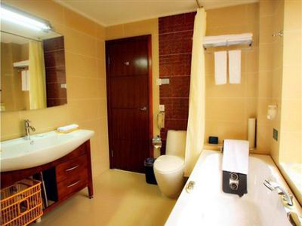 Wuyi Mountain Jingmin Golf Hotel